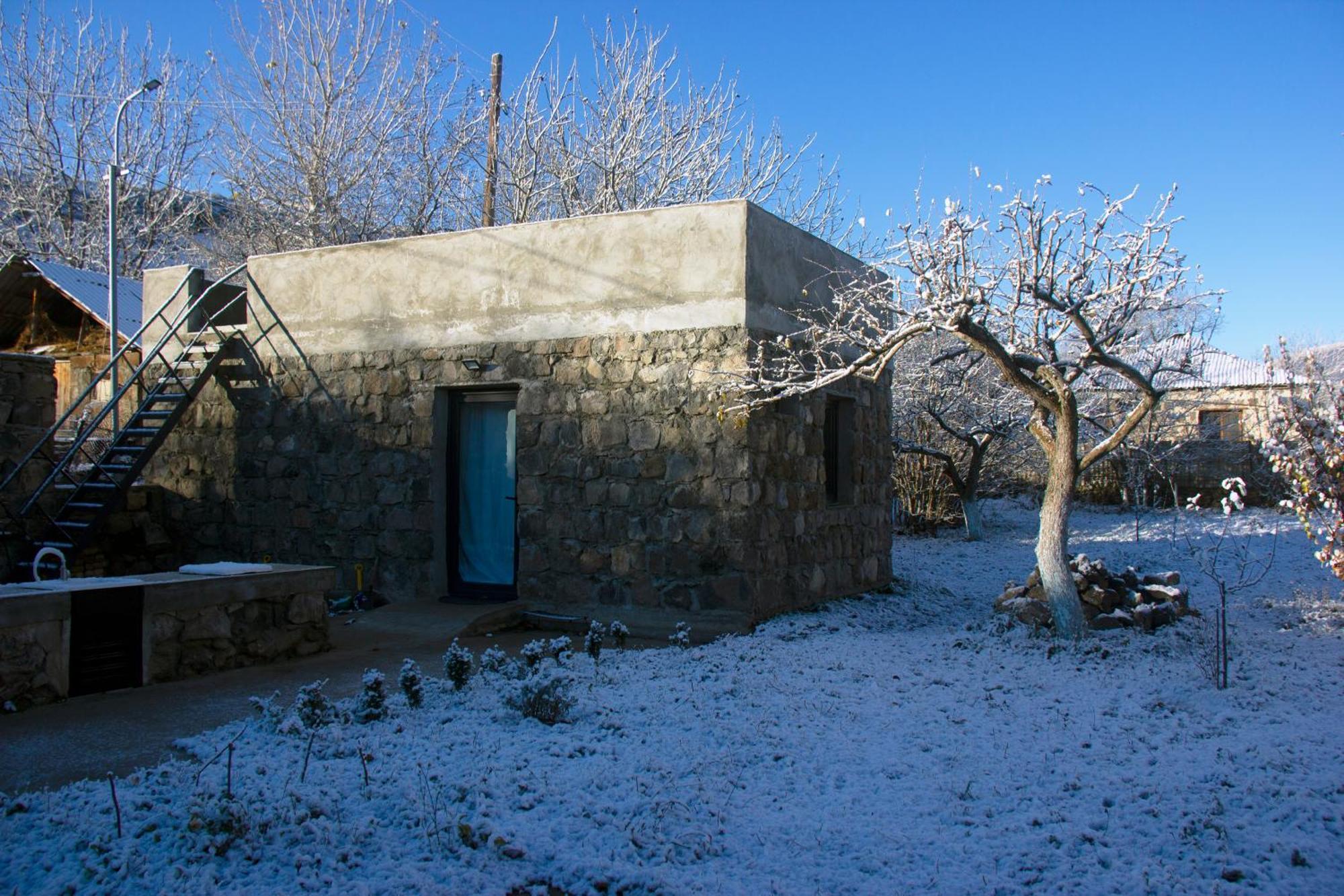 Zove Rural Cottage With Garden Views K'arashamb Bagian luar foto