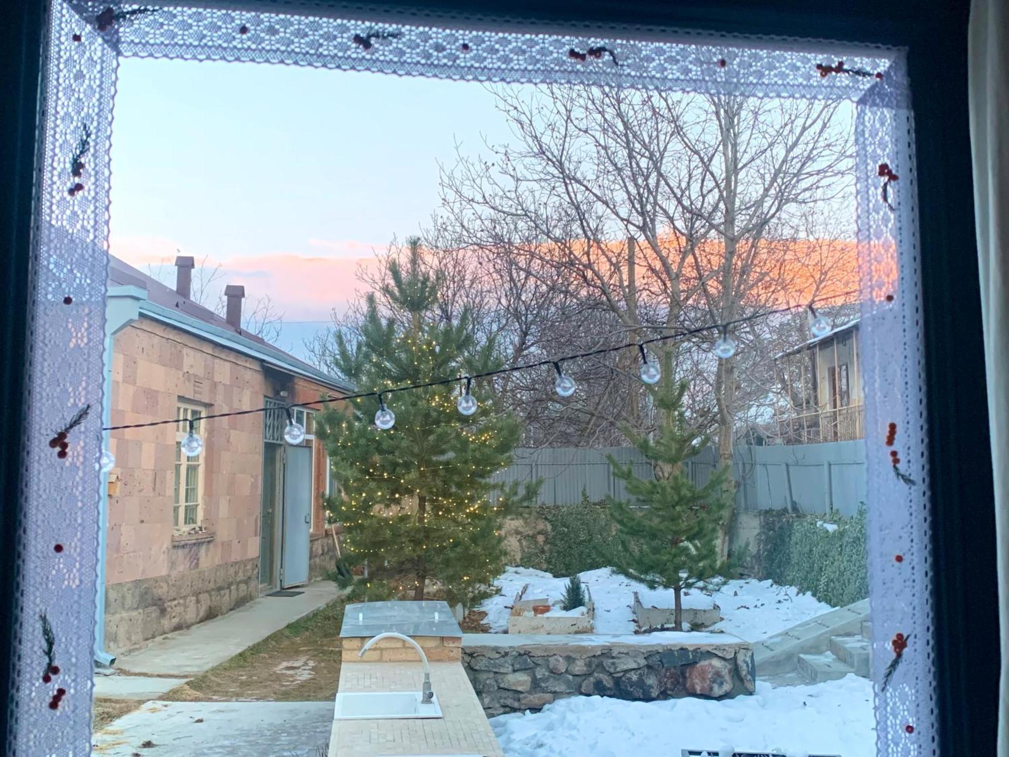 Zove Rural Cottage With Garden Views K'arashamb Bagian luar foto